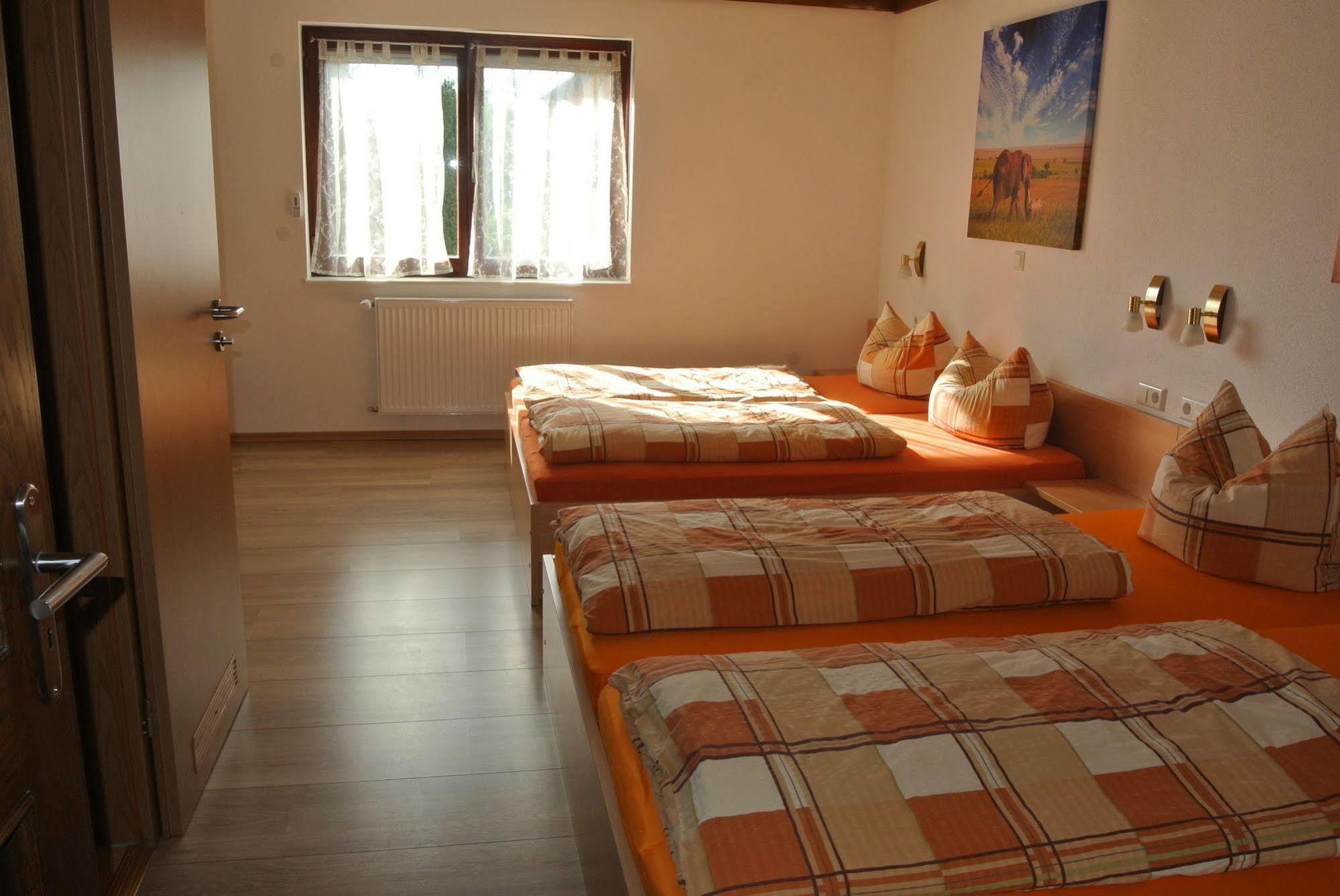 Park Hotel & Gaestehaus Rust Kültér fotó