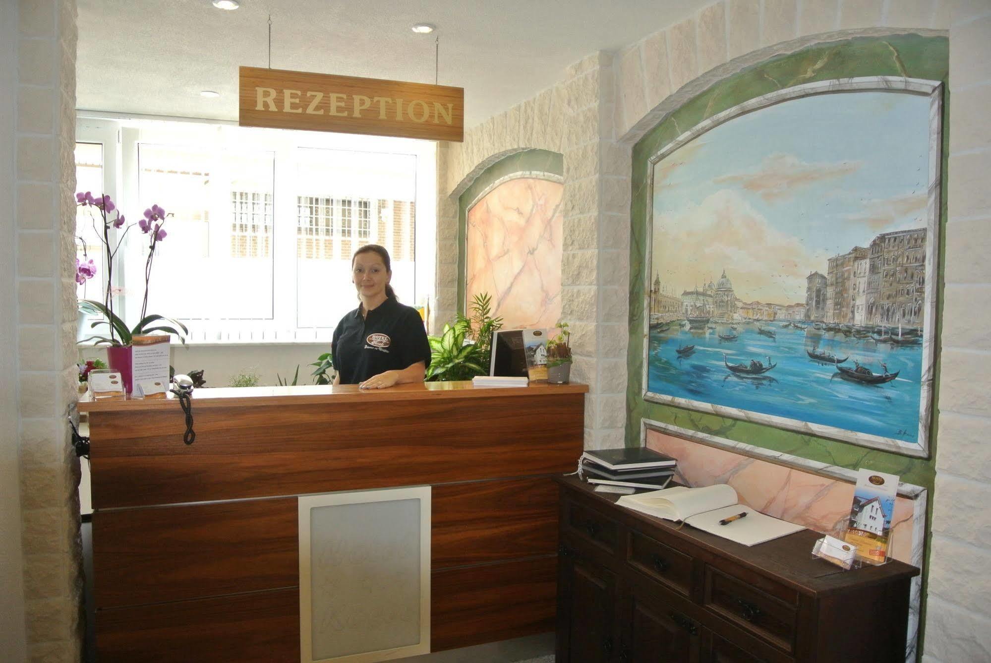 Park Hotel & Gaestehaus Rust Kültér fotó