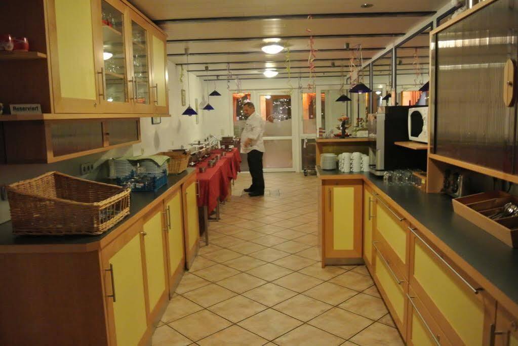 Park Hotel & Gaestehaus Rust Kültér fotó